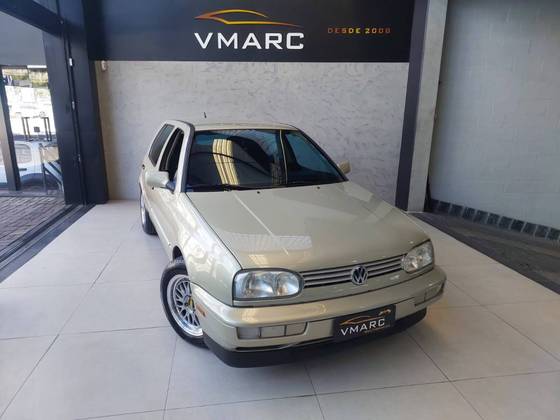 VOLKSWAGEN GOLF 2.0 MI GLX 8V GASOLINA 4P MANUAL VOLKSWAGEN GOLF 2.0 MI GLX 8V GASOLINA 4P MANUAL